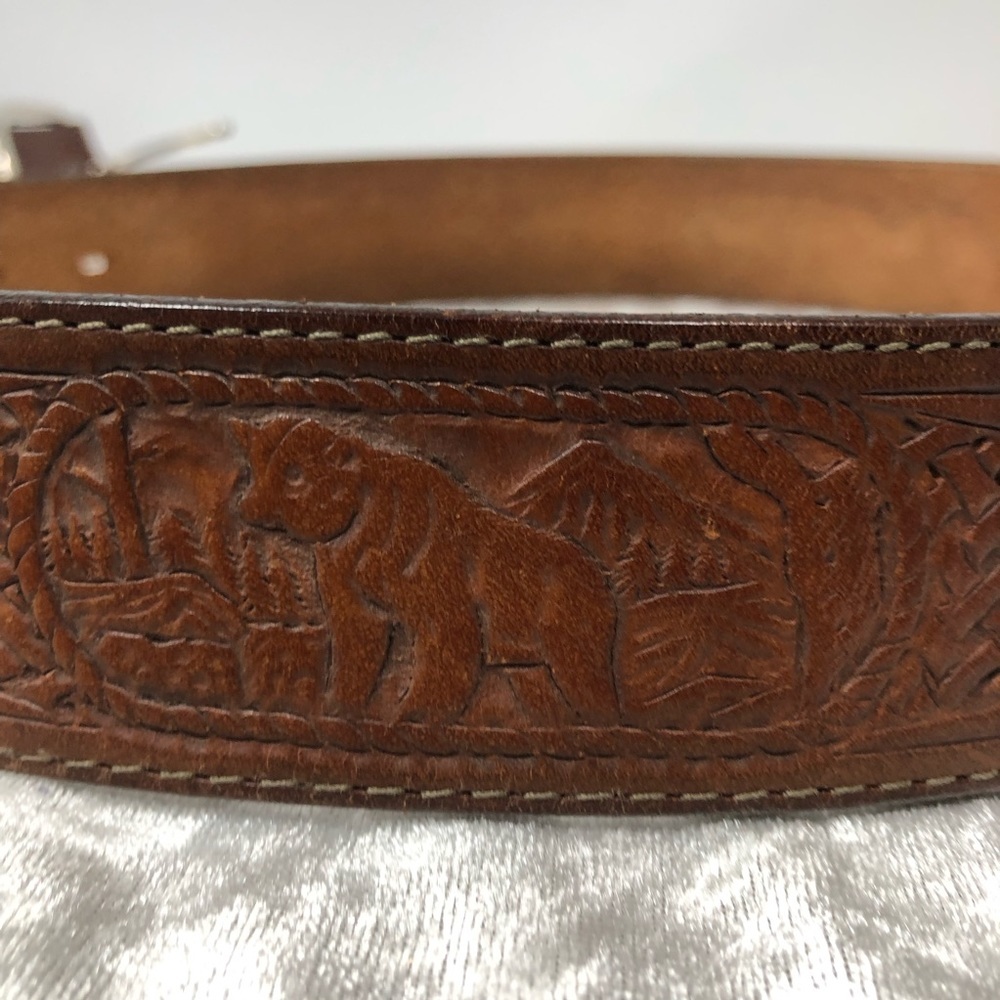 Justin Tooled Belt Outdoorsman Western Cowhide Leather Embossed Hunting Fishing - Picture 2 of 15